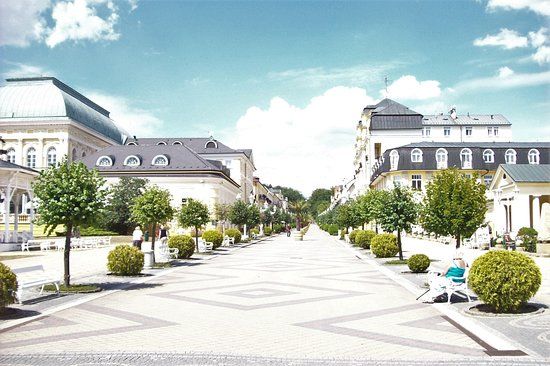 Neue Kolonnade mit Gasbad